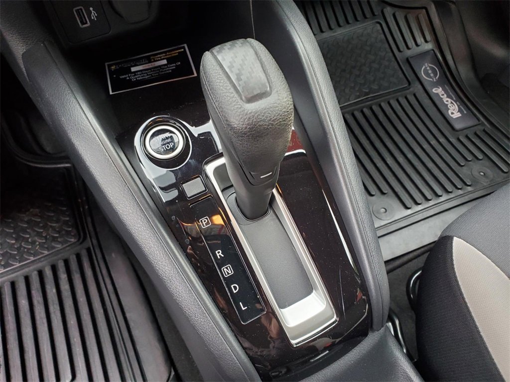 Certified 2022 Nissan Versa SV w/ Trunk Package image 29