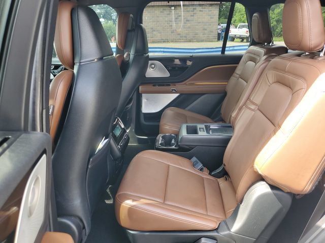 Used 2021 Lincoln Aviator Reserve AWD/4WD image 32