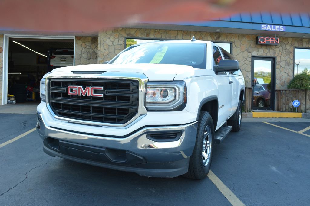 Used 2017 GMC Sierra 1500 2WD Regular Cab w/ Sierra Convenience Package image 1
