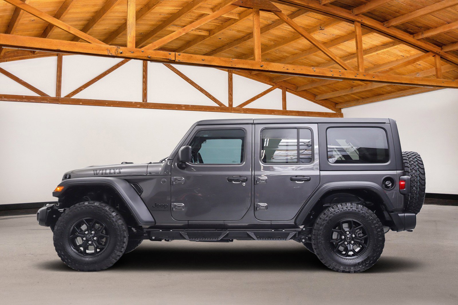 Used 2024 Jeep Wrangler Unlimited Sport AWD/4WD image 2