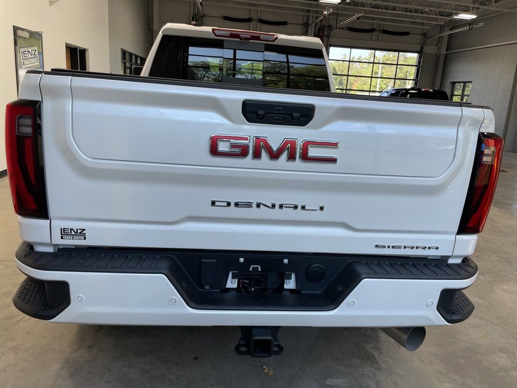 Used 2025 GMC Sierra 2500 Denali w/ Denali Reserve Package image 6
