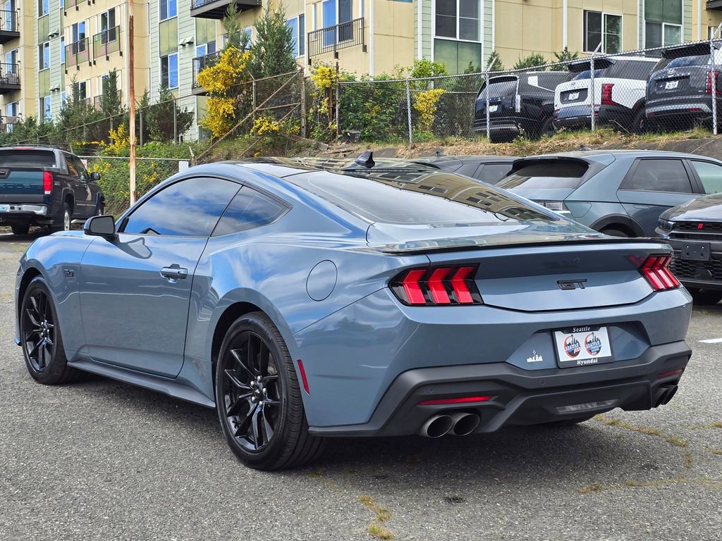 Used 2024 Ford Mustang GT RWD image 5