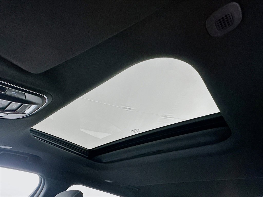 New 2026 Jeep Grand Cherokee L Laredo image 14