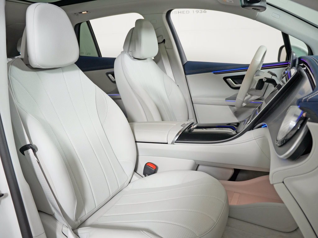 Certified 2025 Mercedes-Benz EQE 350+ 4MATIC SUV w/ Driver Assistance Package image 16
