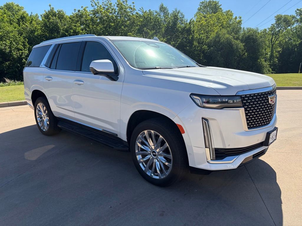 Used 2024 Cadillac Escalade Premium Luxury AWD/4WD image 4