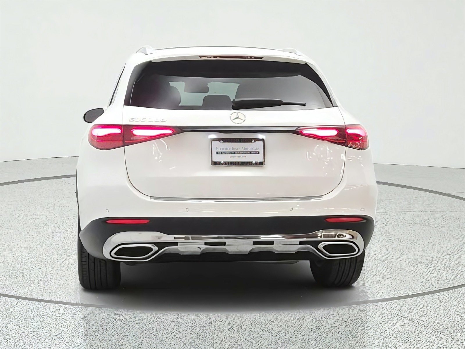 Used 2024 Mercedes-Benz GLC 300 image 6
