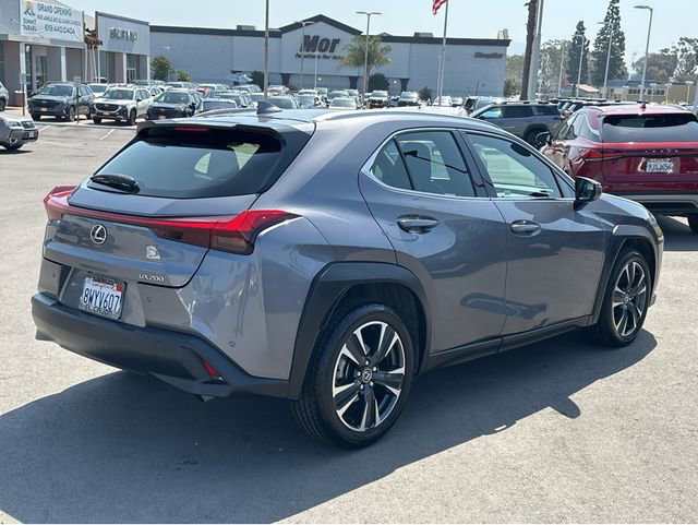 Used 2021 Lexus UX 200 w/ Accessory Package (Z1) FWD image 6