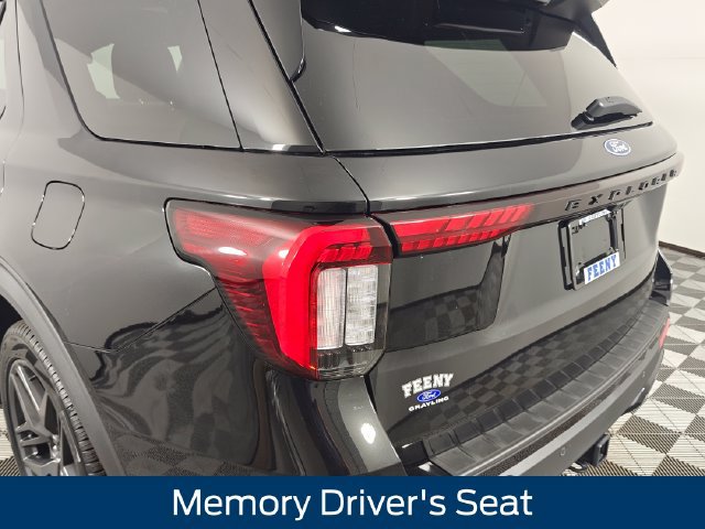 New 2027 Ford Explorer ST-Line w/ Premium Package AWD/4WD image 19