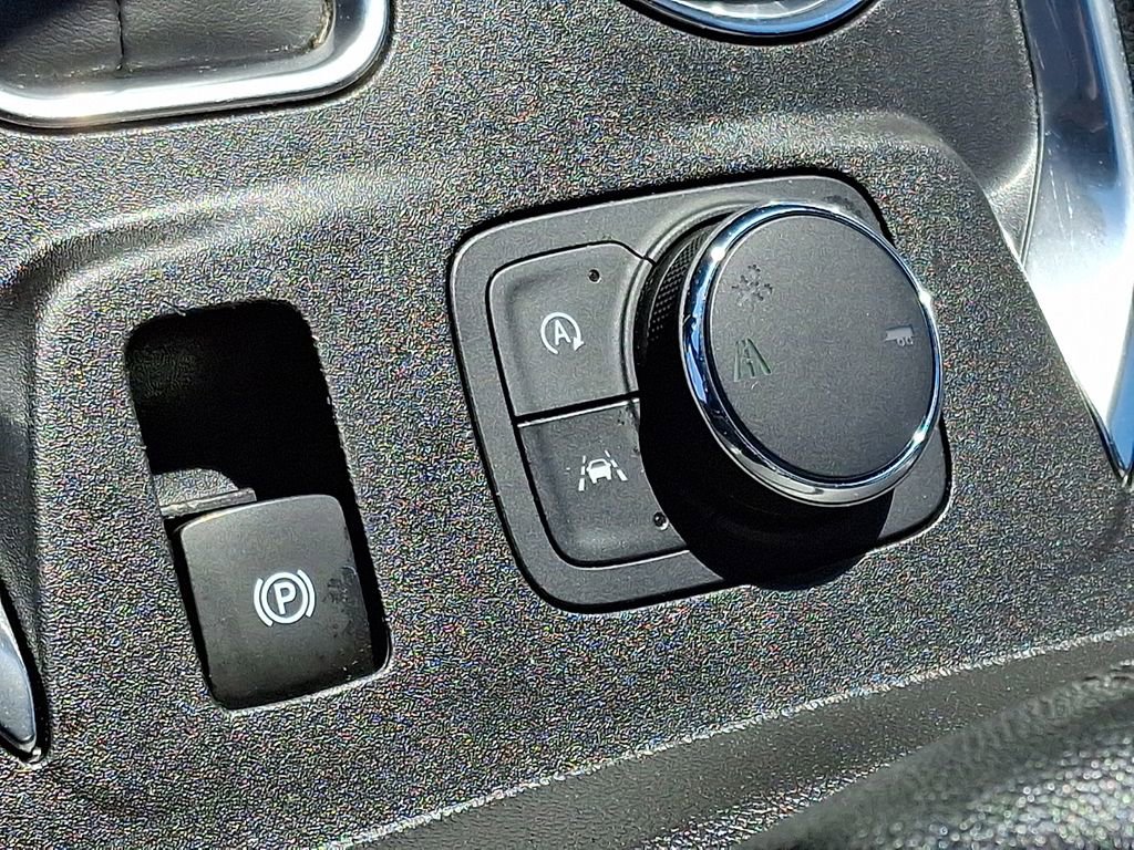 Certified 2023 Chevrolet Traverse LT image 26