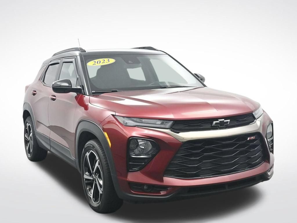 Used 2023 Chevrolet TrailBlazer RS FWD image 3