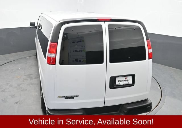 Used 2024 Chevrolet Express 3500 LS RWD image 29