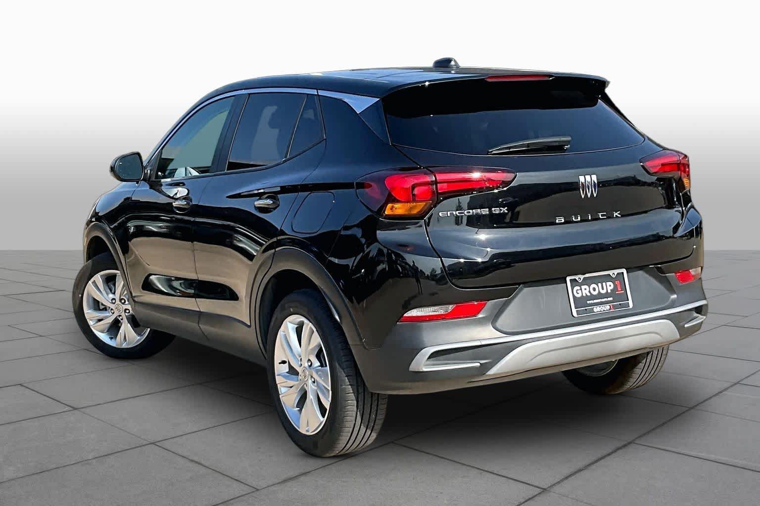 Used 2025 Buick Encore GX Preferred FWD image 11