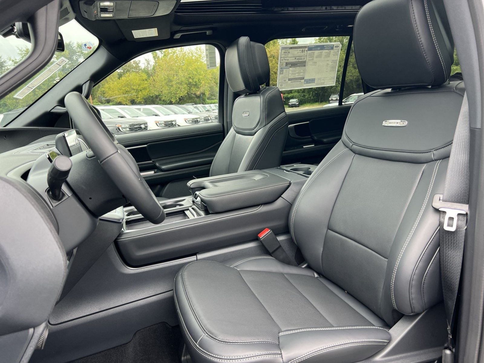 New 2027 Ford Expedition Platinum w/ Stealth Appearance Package AWD/4WD image 13