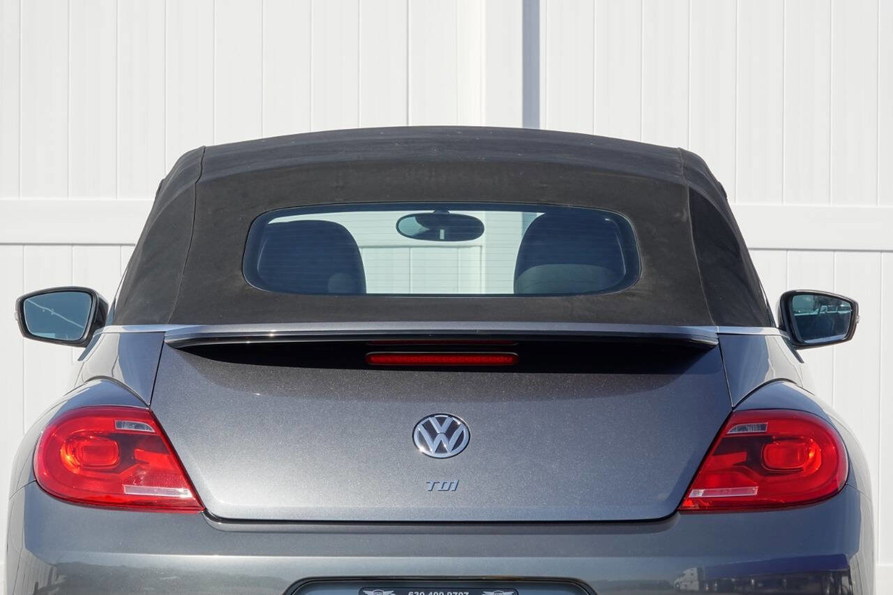 Used 2013 Volkswagen Beetle TDI FWD image 26