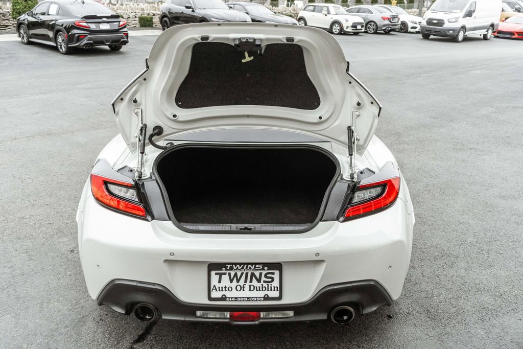 Used 2024 Toyota GR86 RWD image 27