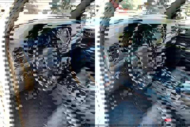 Used 2022 Dodge Durango R/T image 31