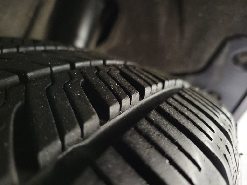 Used 2019 Toyota Sienna XLE w/ XLE Navigation Package image 11