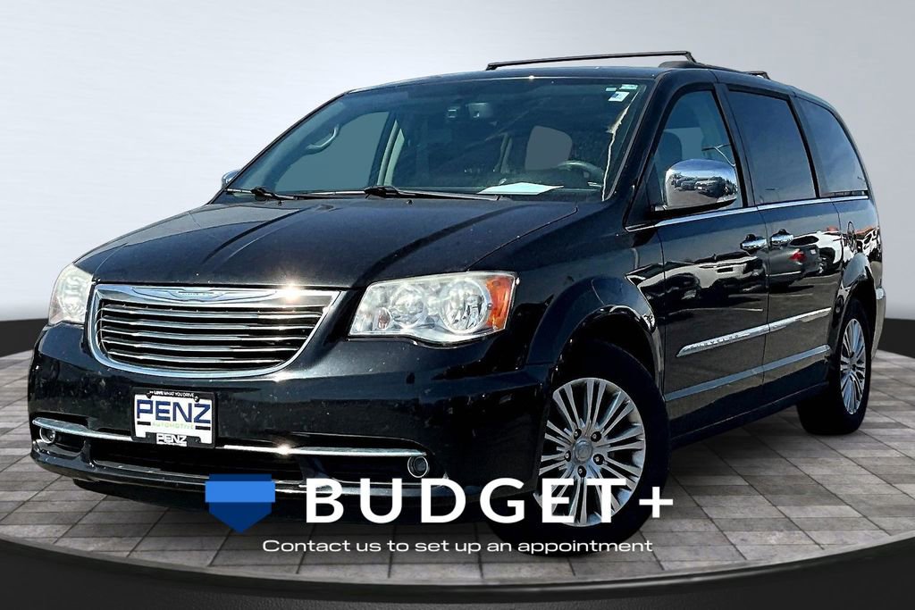 Used 2014 Chrysler Town & Country Touring-L w/ Driver Convenience Group