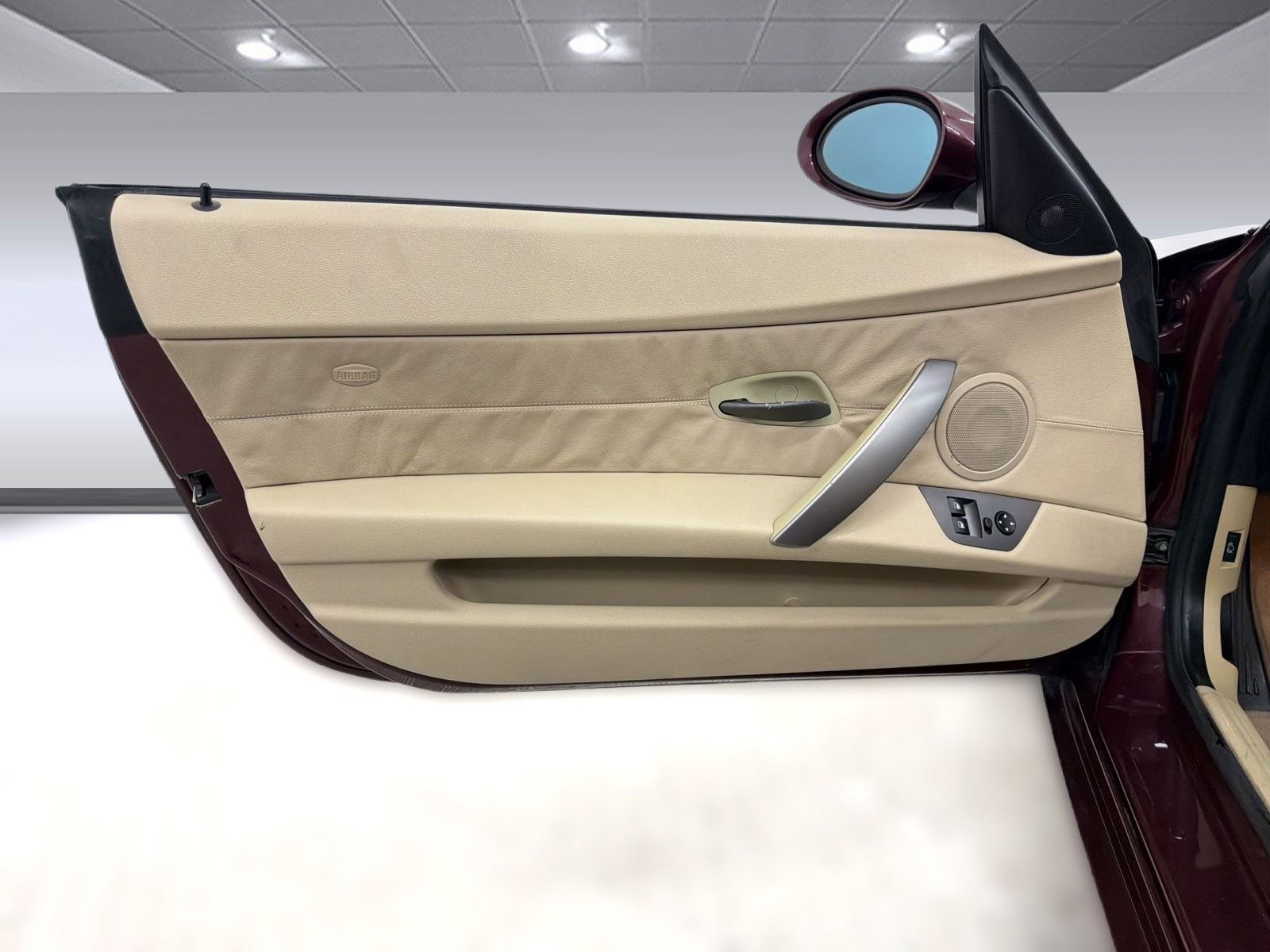 Used 2004 BMW Z4 2.5i image 19