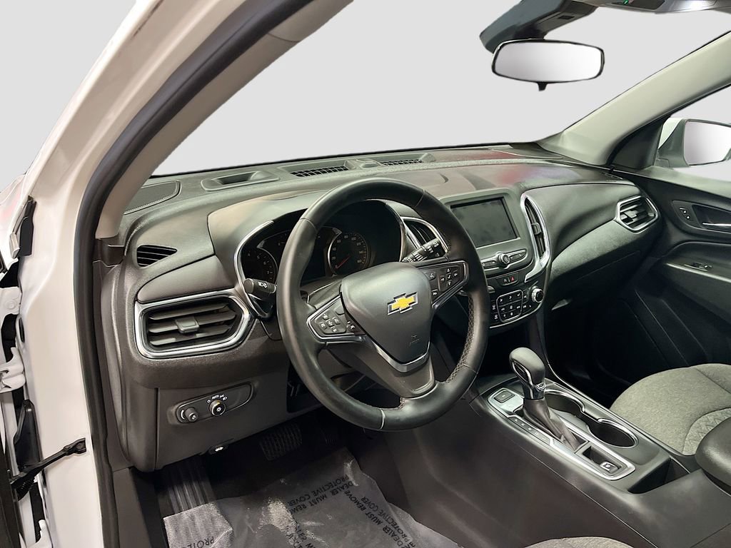 Used 2024 Chevrolet Equinox LT w/ LPO, Floor Liner Package AWD/4WD image 9