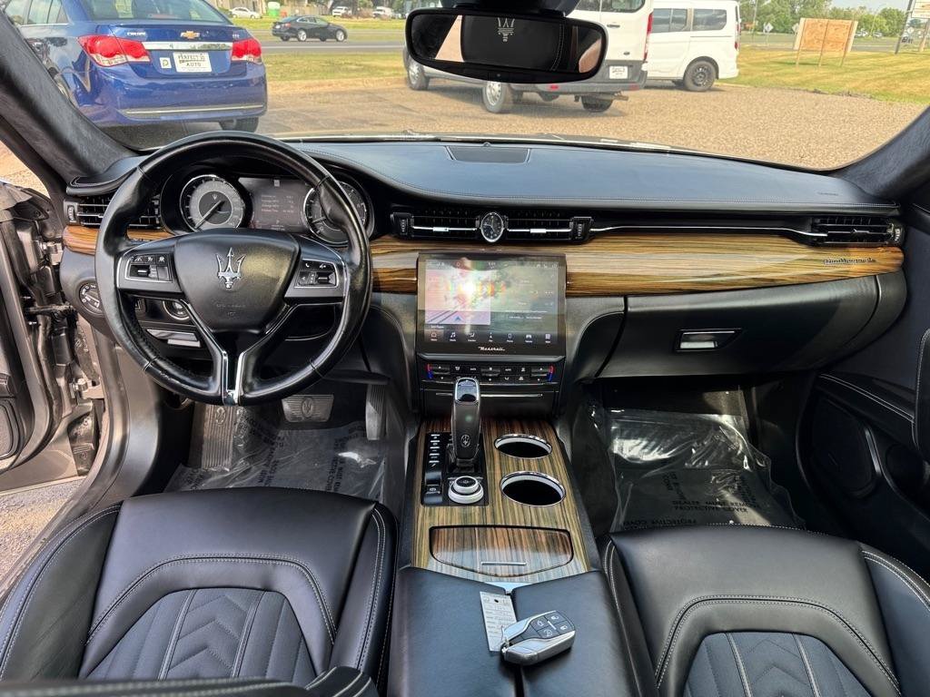 Used 2021 Maserati Quattroporte S GranLusso Q4 AWD/4WD image 32