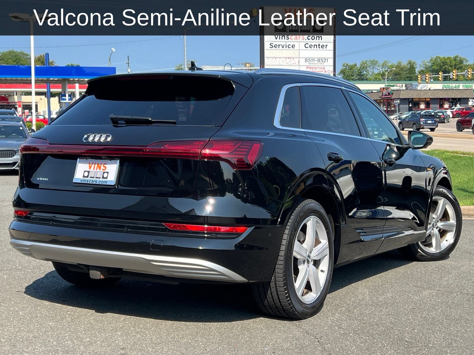 Used 2019 Audi e-tron Prestige w/ Prestige Package AWD/4WD image 18