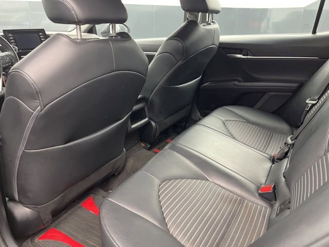 Used 2022 Toyota Camry SE FWD image 10
