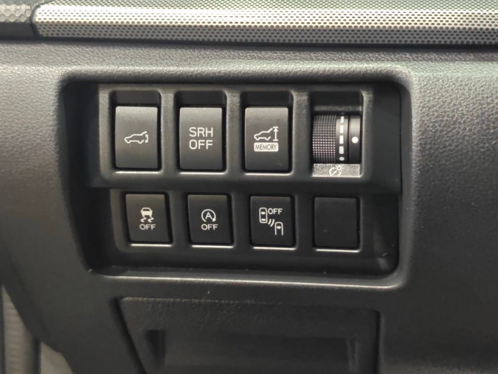 Used 2021 Subaru Forester Limited w/ Popular Package #3 AWD/4WD image 11