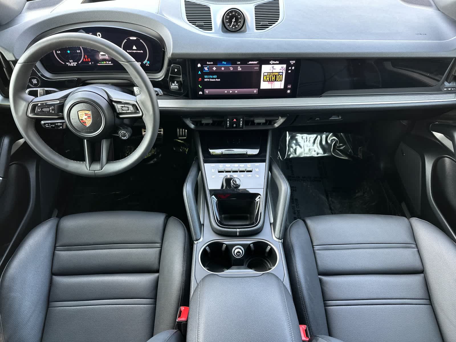 New 2025 Porsche Cayenne S AWD/4WD image 6