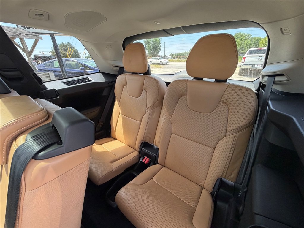 Used 2016 Volvo XC90 T6 Inscription AWD/4WD image 17