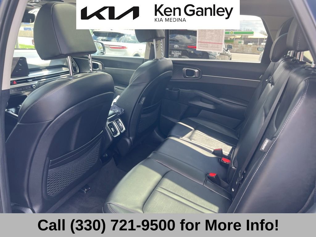 Certified 2025 Kia Sorento S w/ Panoramic Sunroof Package image 48