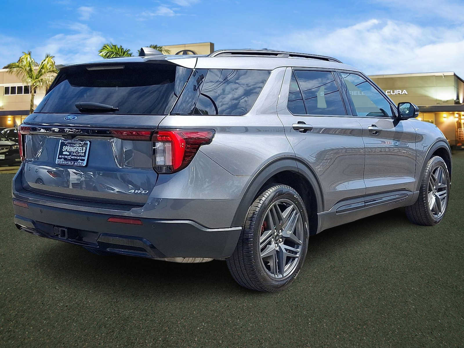 Used 2025 Ford Explorer ST-Line w/ Premium Package AWD/4WD image 7