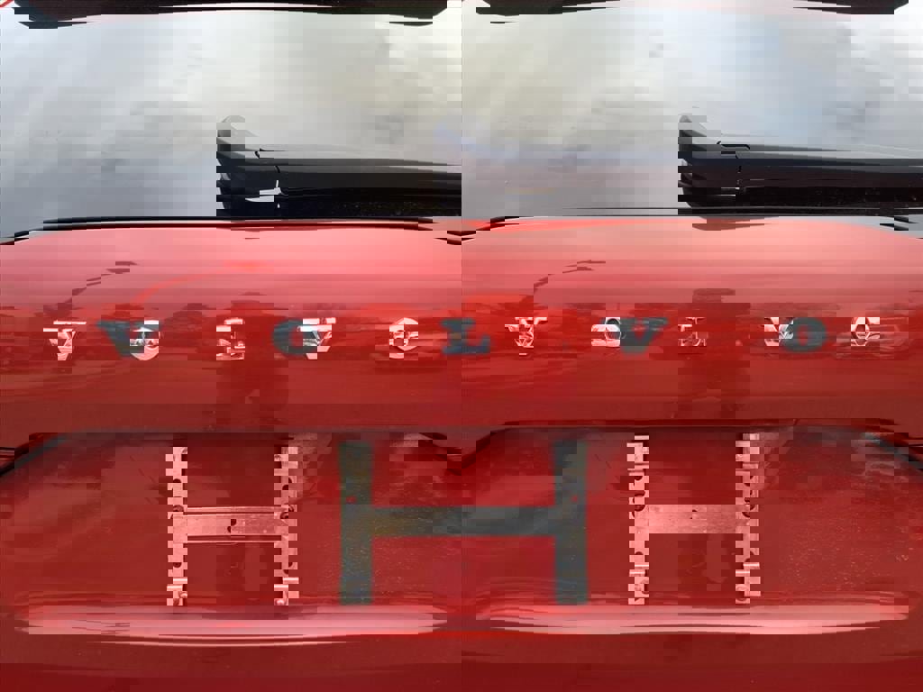 Certified 2023 Volvo XC60 B5 Ultimate image 5