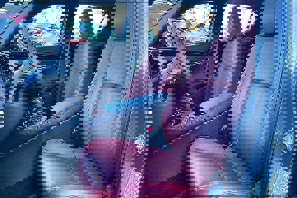 Used 2025 MAZDA MAZDA3 Carbon image 18