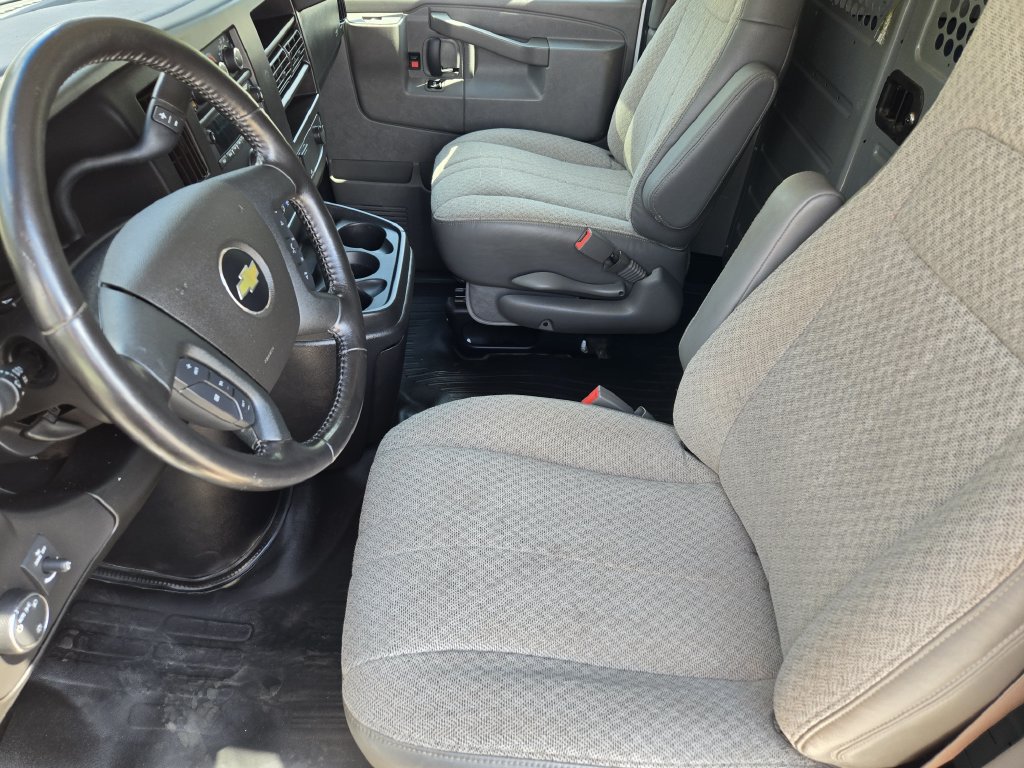 Used 2021 Chevrolet Express 2500 w/ Driver Convenience Package RWD image 13