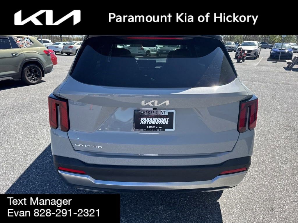 Used 2025 Kia Sorento SX image 6