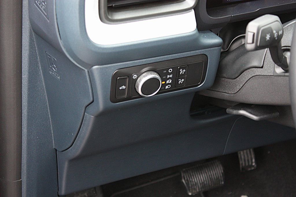 New 2026 Ford Maverick XLT w/ XLT Luxury Package image 9