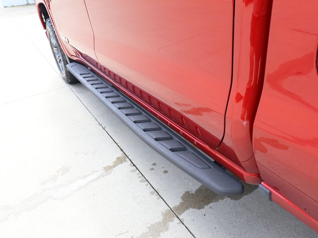 Certified 2024 GMC Sierra 1500 AT4 w/ Technology Package AWD/4WD image 10