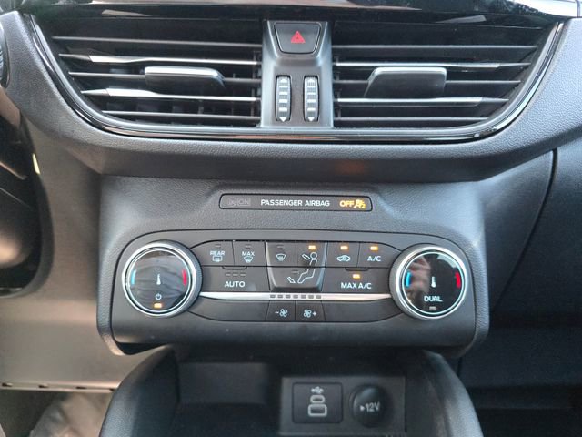 Certified 2025 Ford Escape ST-Line AWD/4WD image 18