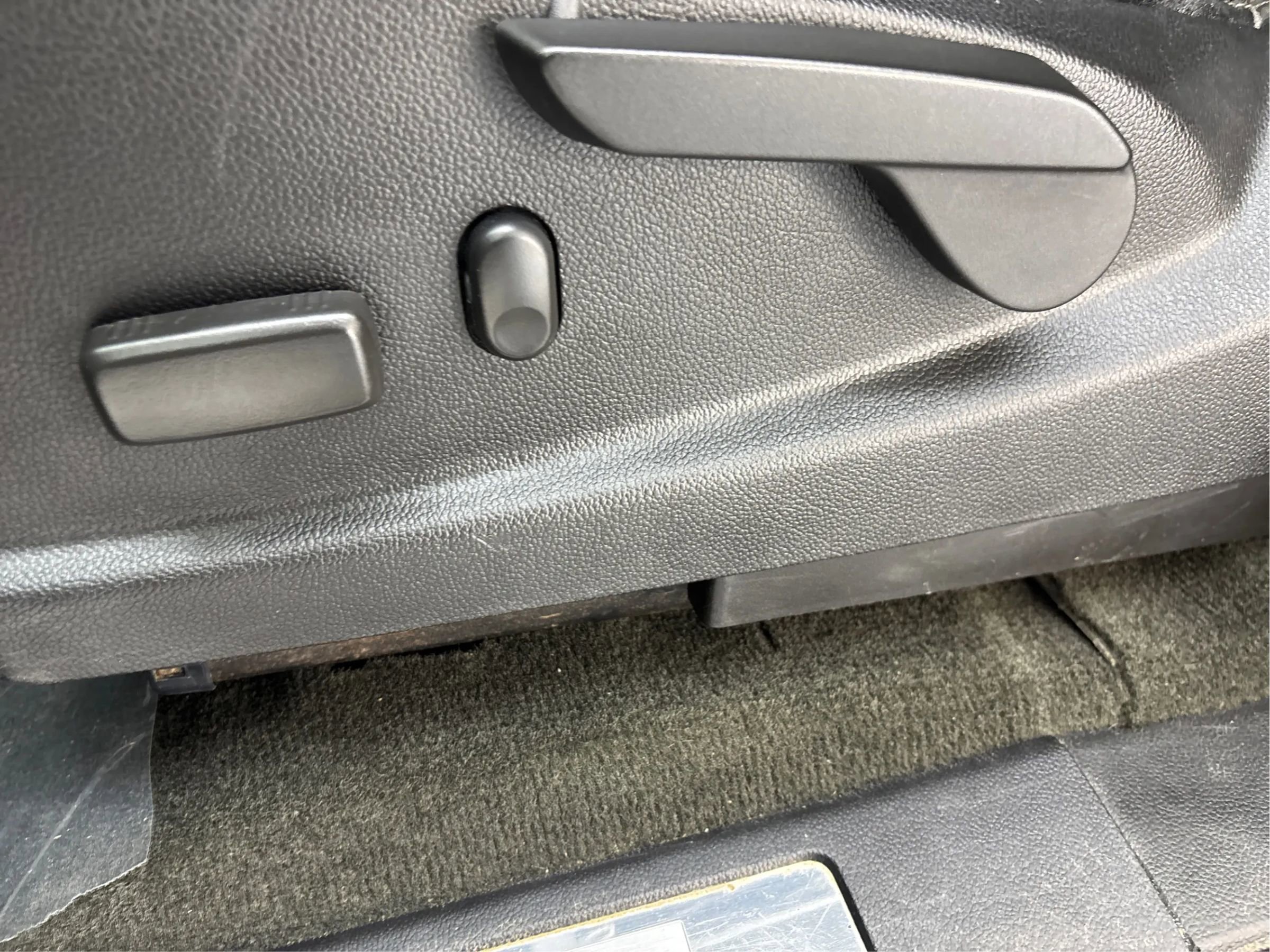 Used 2018 Chevrolet Colorado ZR2 image 25