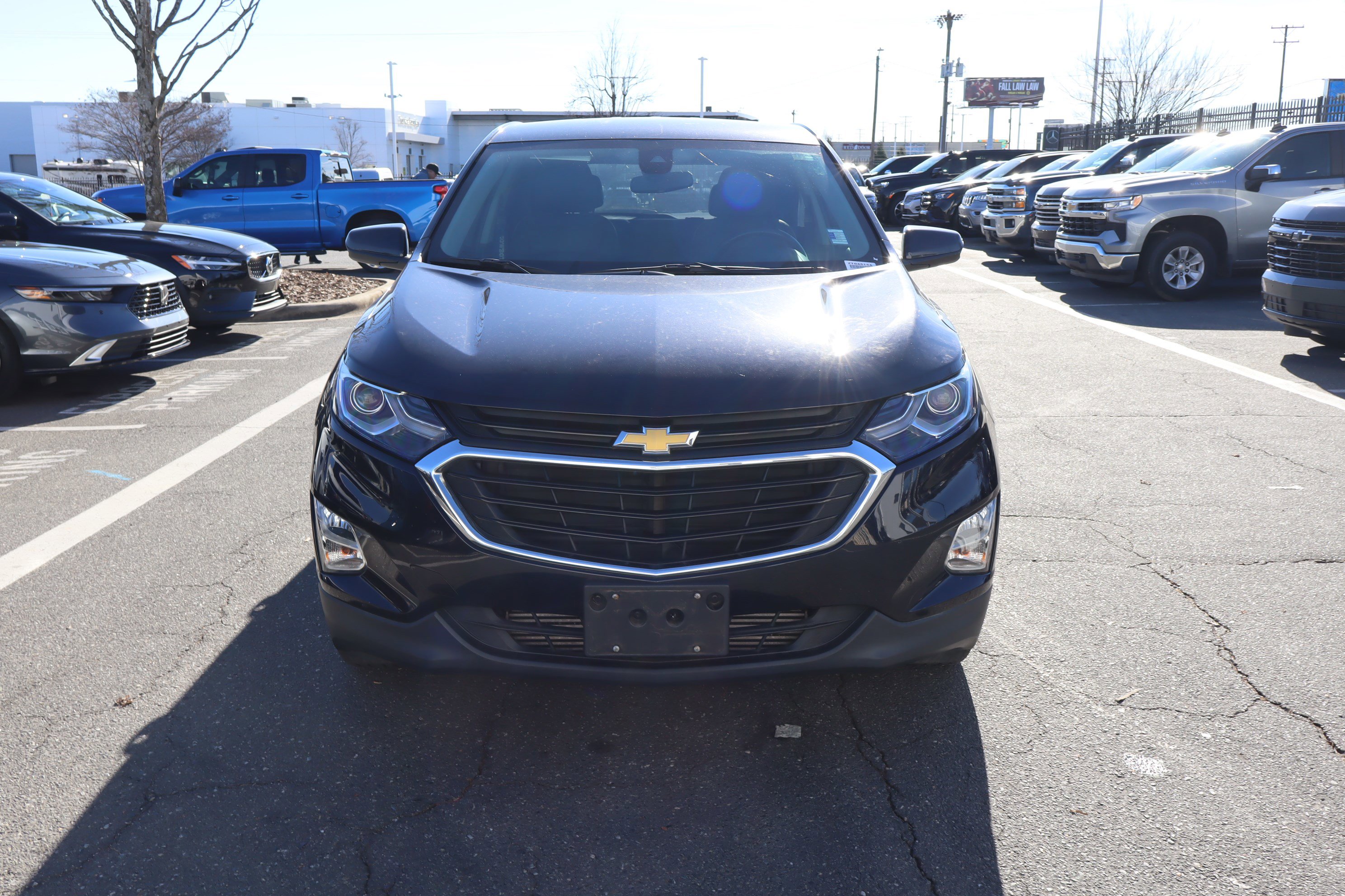 Used 2020 Chevrolet Equinox LT image 3