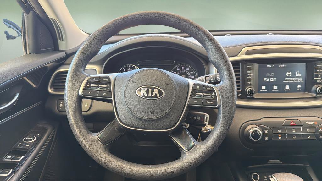 Used 2019 Kia Sorento L FWD image 9