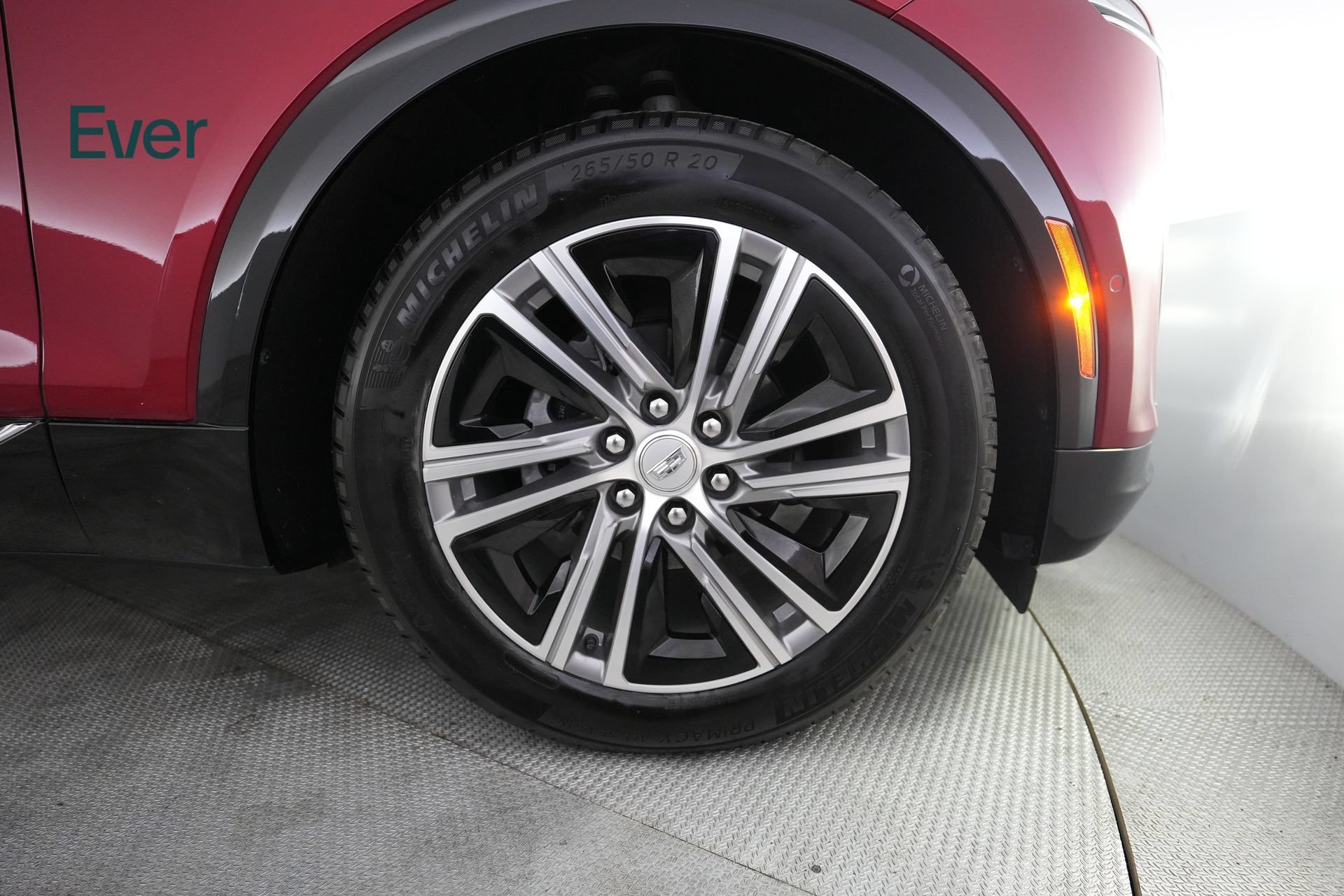 Used 2024 Cadillac Lyriq Luxury AWD/4WD image 20