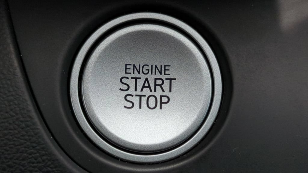 Used 2021 Hyundai Elantra SEL FWD image 28
