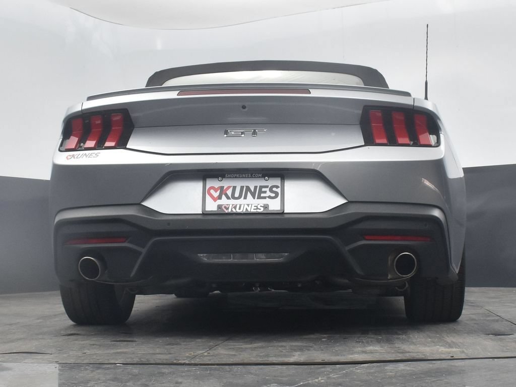 Used 2025 Ford Mustang GT Premium RWD image 30