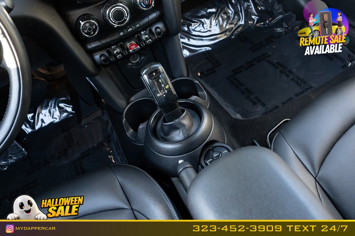 Used 2020 MINI Cooper 2-Door Hardtop FWD image 18