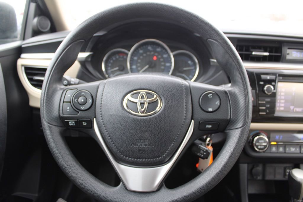 Used 2014 Toyota Corolla LE image 26