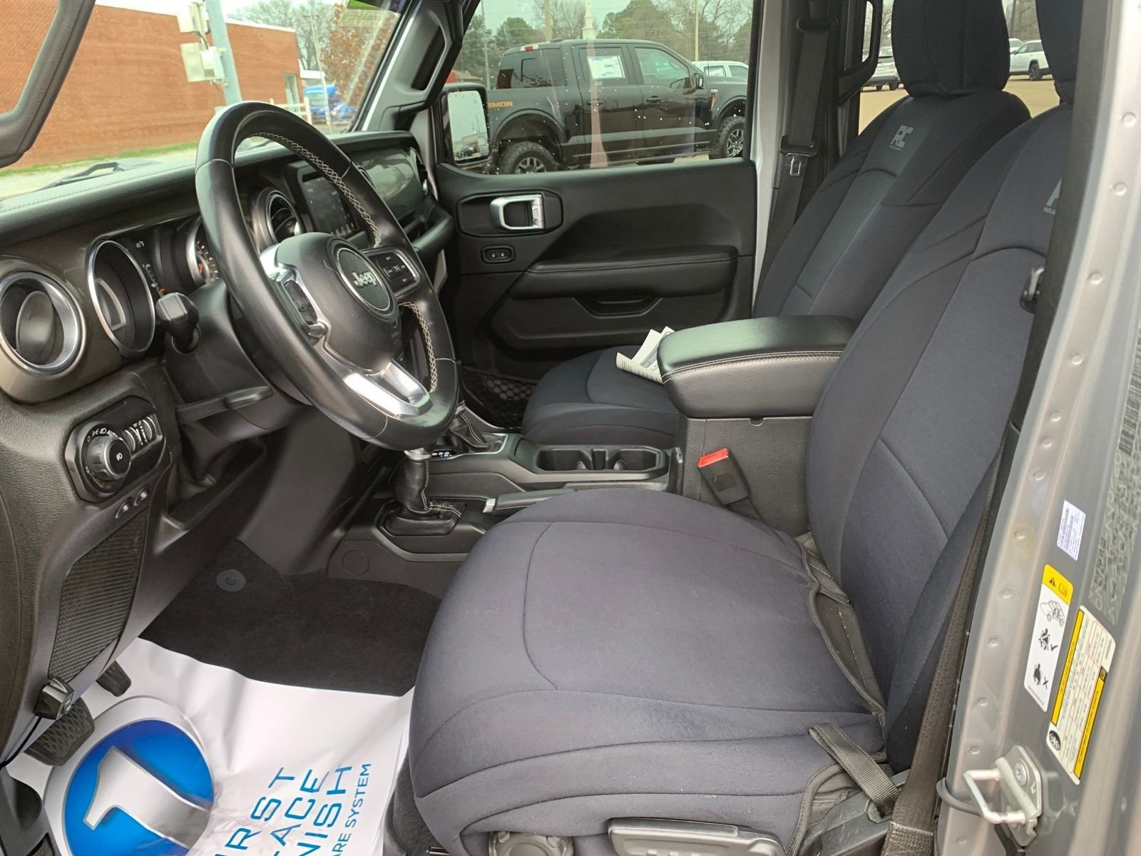 Used 2019 Jeep Wrangler Unlimited Sahara w/ Safety Group image 24