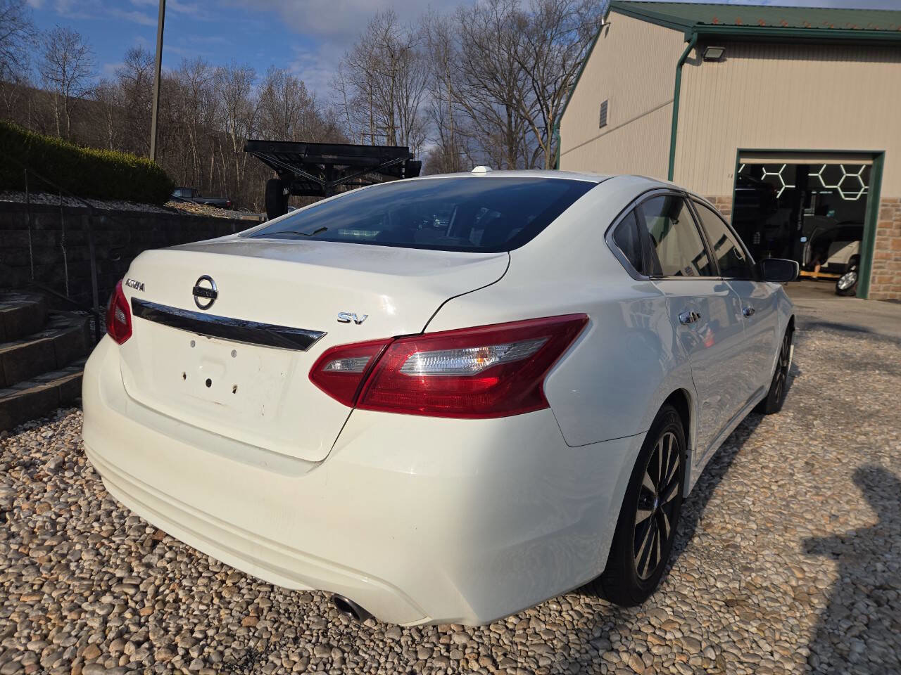 Used 2018 Nissan Altima 2.5 SV image 7