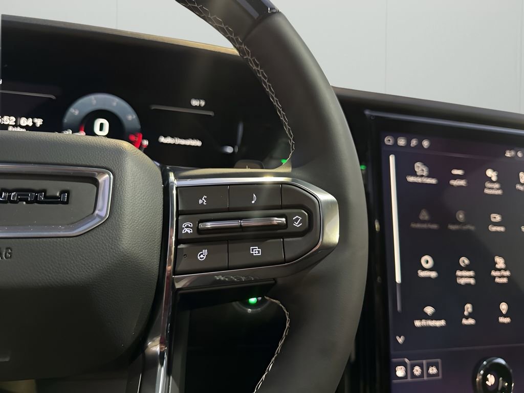 New 2026 GMC Acadia Denali w/ Super Cruise Package image 31